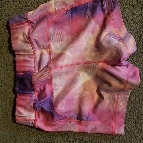 Short - Picture 2 of 3